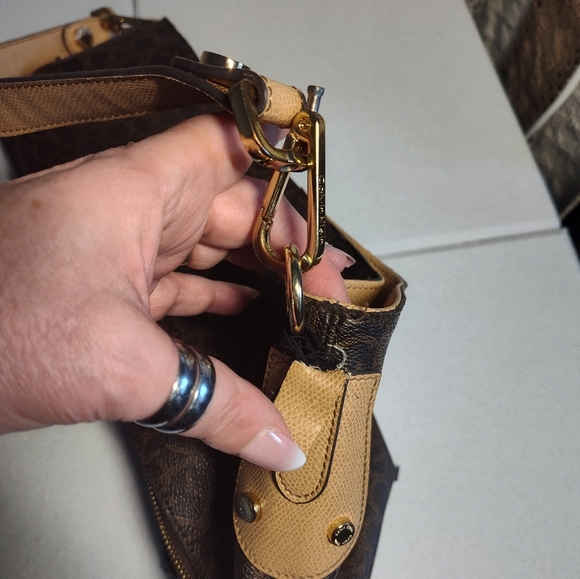 Calvin Klein Dark Brown and Tan Shoulder Bag - Picture 5 of 5
